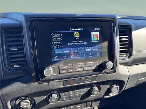 Used 2023 Nissan Frontier SV w/ Midnight Edition Package image 12