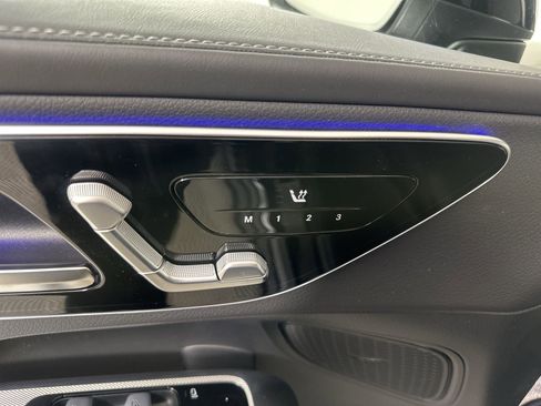 New 2025 Mercedes-Benz GLC 350e 4MATIC image 12