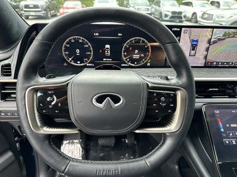 Certified 2025 INFINITI QX80 Autograph w/ Autograph Exterior Package AWD/4WD image 19