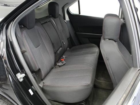 Used 2017 Chevrolet Equinox LT w/ Convenience Package FWD image 16