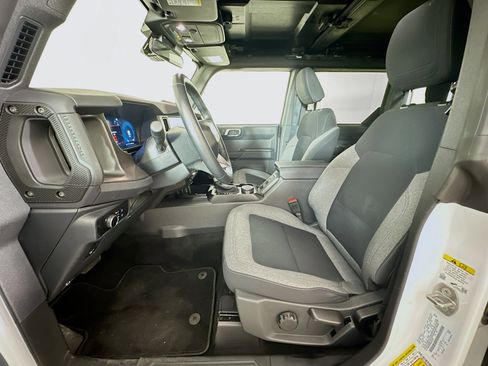 Used 2025 Ford Bronco Big Bend AWD/4WD image 13