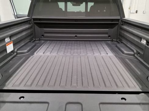 New 2026 Honda Ridgeline Black Edition image 14