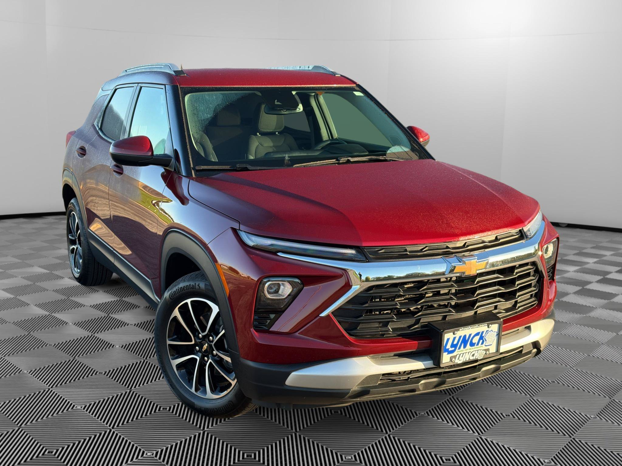 Used 2024 Chevrolet TrailBlazer LT w/ Convenience Package FWD image 5