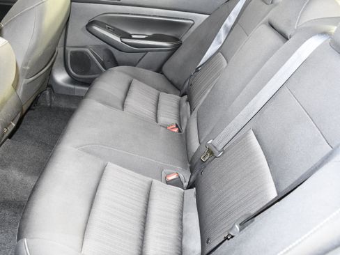 Used 2024 Nissan Altima 2.5 SV FWD image 48