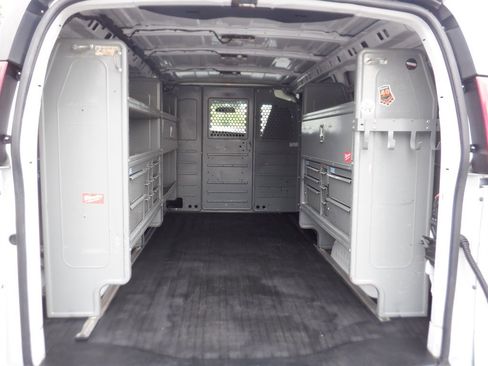 Used 2020 Chevrolet Express 2500 w/ Communications Package RWD image 6