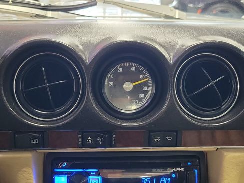Used 1988 Mercedes-Benz 560 SL image 22