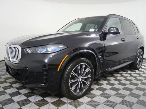 Certified 2026 BMW X5 xDrive40i w/ M Sport Package AWD/4WD image 7