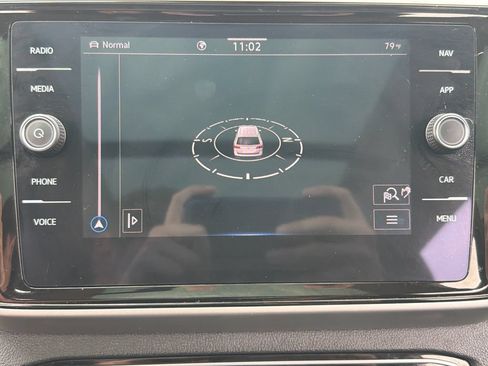 Certified 2023 Volkswagen Atlas SEL R-Line AWD/4WD image 16