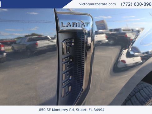 Used 2021 Ford F250 Lariat image 14