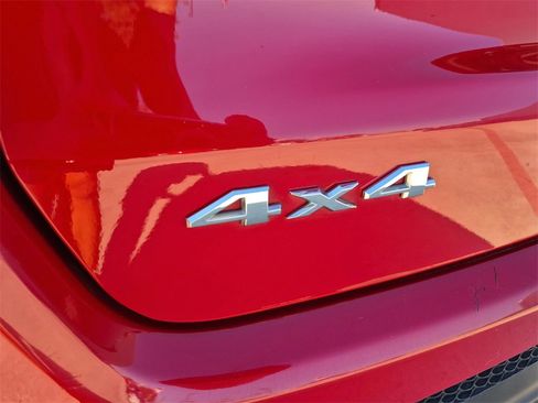 Used 2024 Jeep Compass Limited image 13