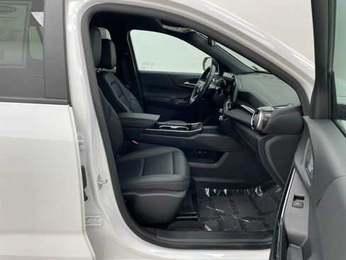 Certified 2025 Chevrolet Equinox LT w/ Convenience Package II image 13