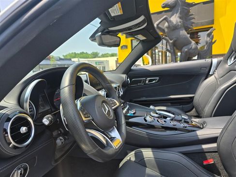 Used 2018 Mercedes-Benz AMG GT Roadster image 22