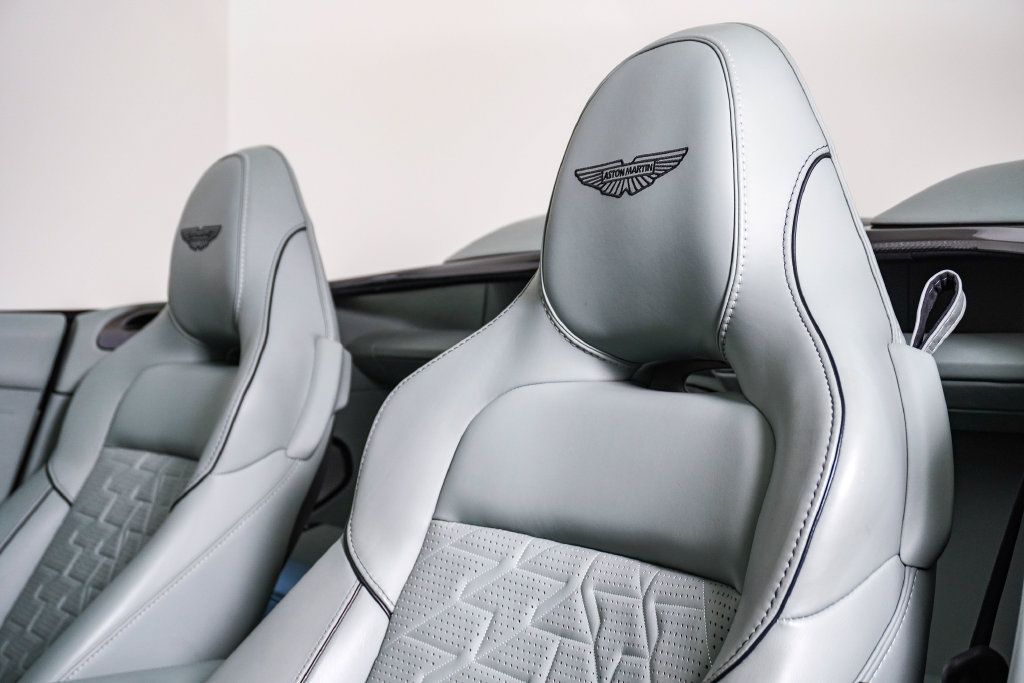 Used 2026 Aston Martin Vanquish Convertible RWD image 24