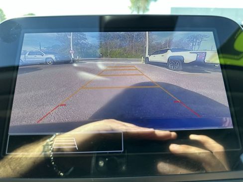 Certified 2025 Chevrolet Malibu LT image 24