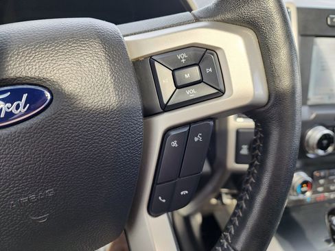 Used 2019 Ford F150 Lariat w/ Equipment Group 502A Luxury image 41