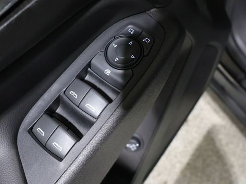 Used 2019 Chevrolet Equinox LT w/ Driver Convenience Package AWD/4WD image 14