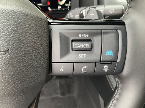 Used 2026 Nissan Rogue Platinum w/ Platinum Premium Package image 39