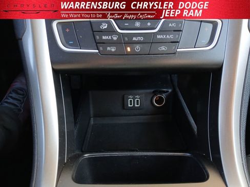 Used 2019 Ford Fusion SE image 23