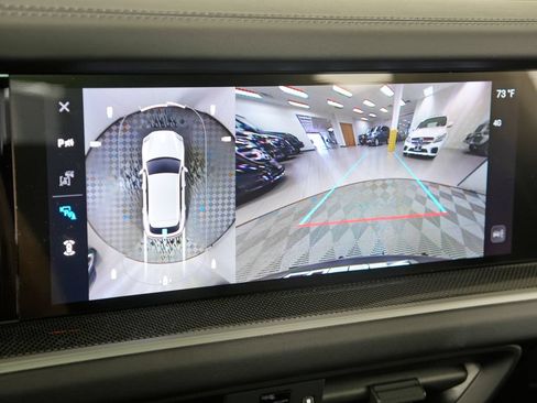 Certified 2024 Porsche Cayenne Turbo AWD/4WD image 37