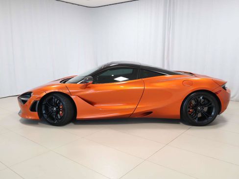 Used 2019 McLaren 720S Luxury image 2