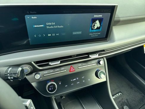 Certified 2025 Hyundai Sonata SEL FWD image 11