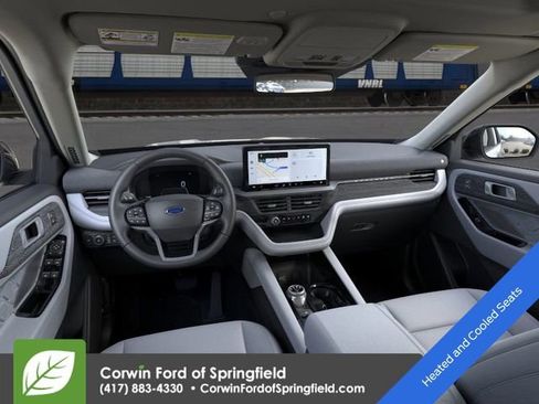 New 2026 Ford Explorer Platinum image 10