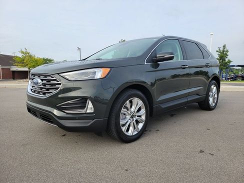 Certified 2023 Ford Edge Titanium w/ Equipment Group 301A AWD/4WD image 2