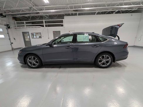 Used 2024 Honda Accord EX image 12