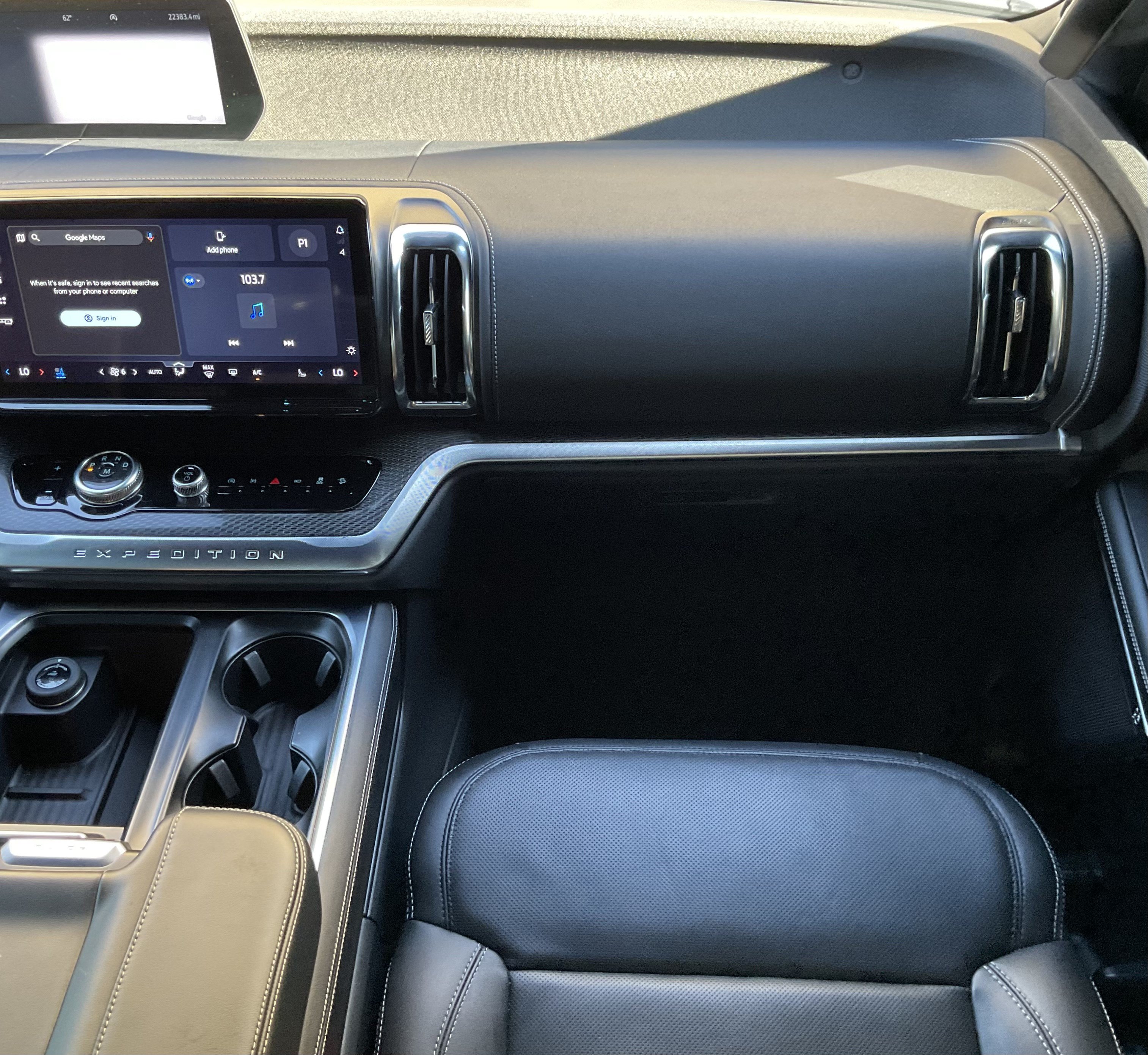 Used 2025 Ford Expedition Max Platinum w/ Stealth Appearance Package AWD/4WD image 26