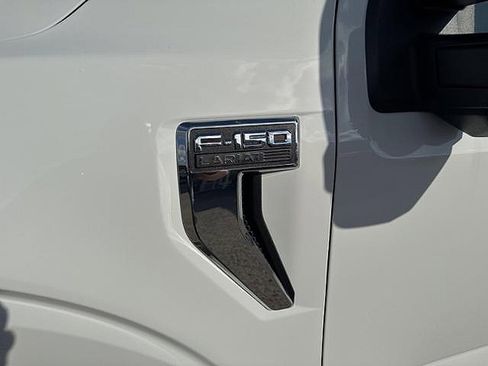 New 2025 Ford F150 Lariat w/ Equipment Group 501A Mid image 11