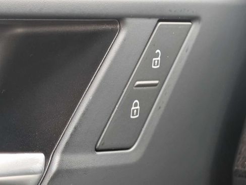 Used 2026 Volkswagen Jetta S FWD image 33