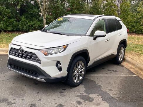 Used 2019 Toyota RAV4 Limited w/ Advanced Technology Package image 3