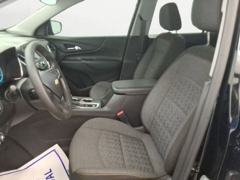 Used 2023 Chevrolet Equinox LT FWD image 12