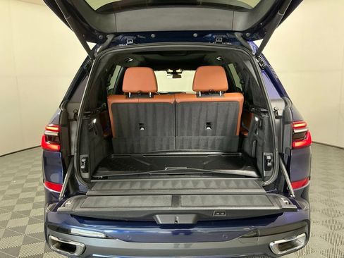 Certified 2024 BMW X7 xDrive40i w/ M Sport Package AWD/4WD image 30