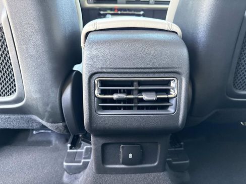 New 2026 Lincoln Corsair Premiere image 16