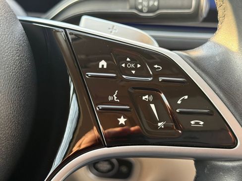 Used 2024 Mercedes-Benz GLE 350 4MATIC image 23