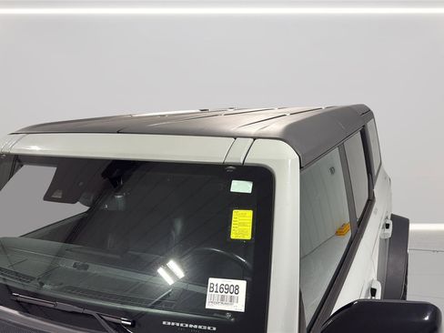 Certified 2021 Ford Bronco First Edition AWD/4WD image 31