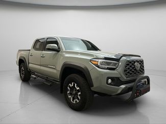 Used 2023 Toyota Tacoma TRD Off-Road w/ TRD Premium Off Road Package video 1