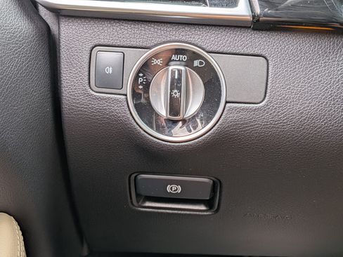 Used 2018 Mercedes-Benz GLE 350 4MATIC image 25