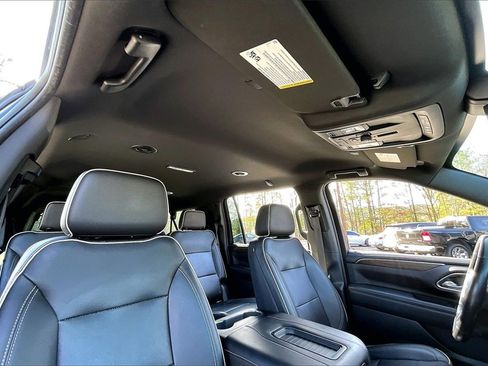 Certified 2022 Chevrolet Suburban Premier image 25