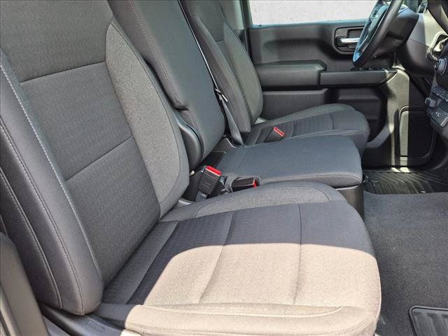 Used 2025 Chevrolet Silverado 2500 Custom AWD/4WD image 19