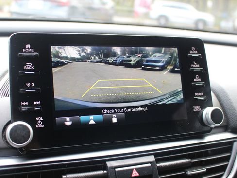 Used 2020 Honda Accord Sport image 29