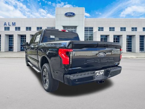 New 2025 Ford F150 Lightning Flash AWD/4WD image 8
