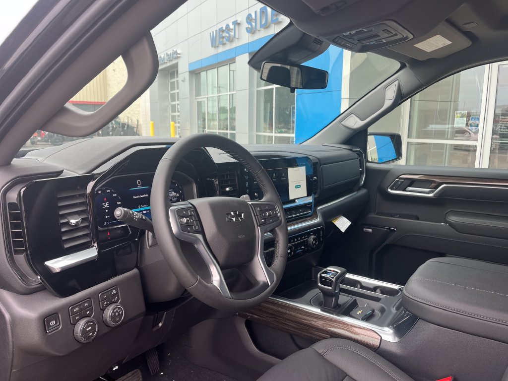 New 2026 Chevrolet Silverado 1500 RST w/ RST All Star Premium Package AWD/4WD image 12