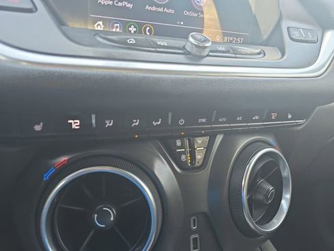 Used 2020 Chevrolet Blazer LT image 24