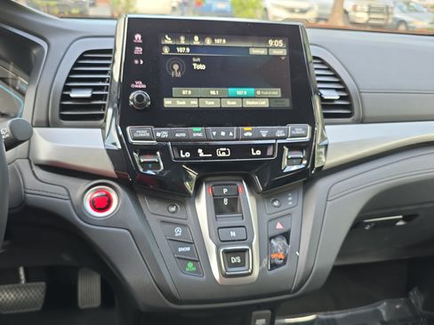 Used 2024 Honda Odyssey EX-L image 21