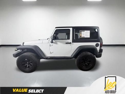 Used 2013 Jeep Wrangler Sport AWD/4WD image 2