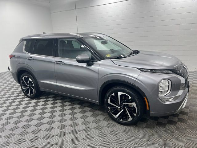 Used 2022 Mitsubishi Outlander SEL AWD/4WD image 4