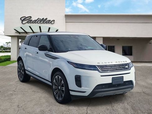 Used 2025 Land Rover Range Rover Evoque S image 7