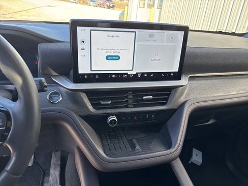 Used 2025 Ford Explorer Platinum w/ LUX Leather Package image 17